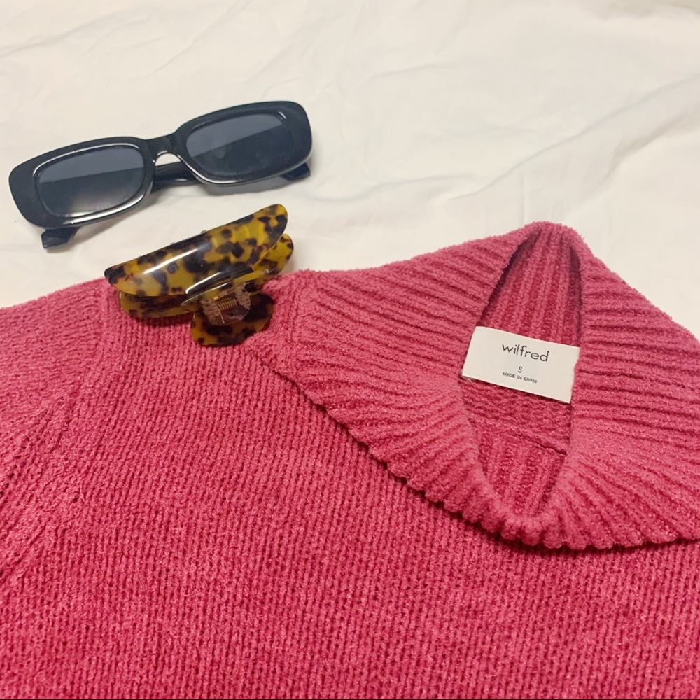 Wilfred Cropped Turtleneck 🌷